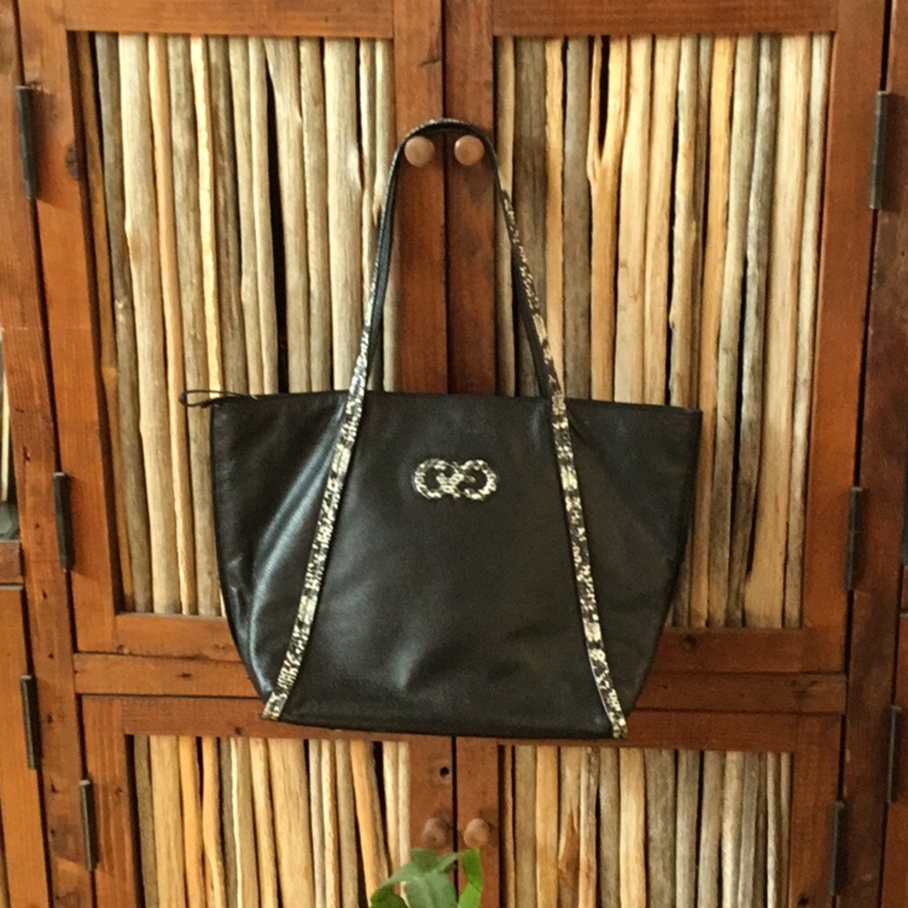 GUC Cole Haan Leather Zip Top Handbag
